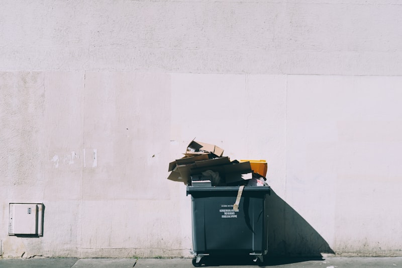 What Is a Moving Sale?